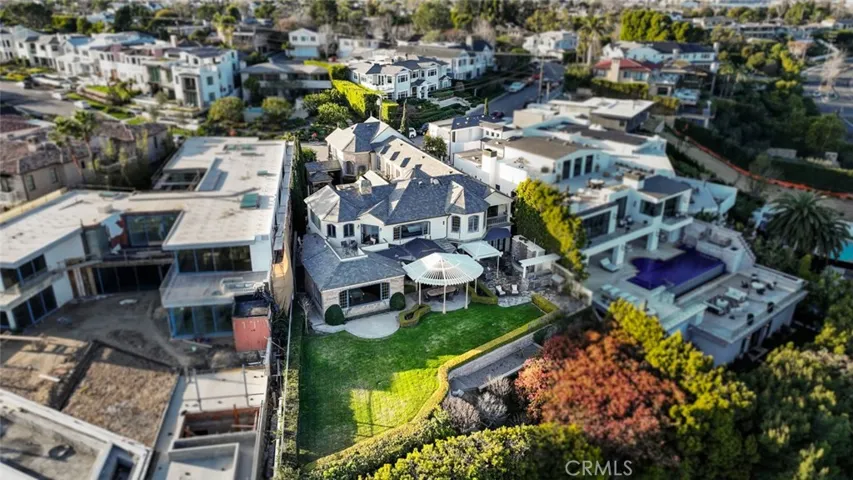 108 Kings Place, Newport Beach, California 92663