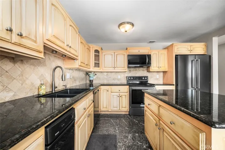 28121 Highridge Road 301, Rancho Palos Verdes, California 90275