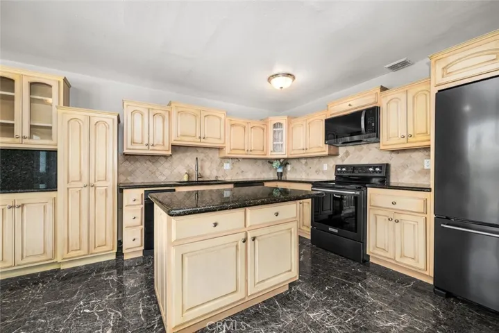 28121 Highridge Road 301, Rancho Palos Verdes, California 90275