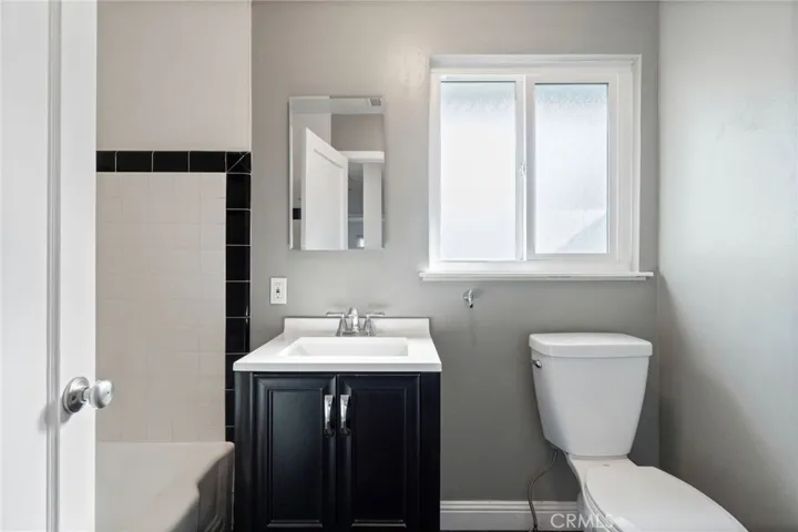 521 Fairview Avenue, Madera, California 93637