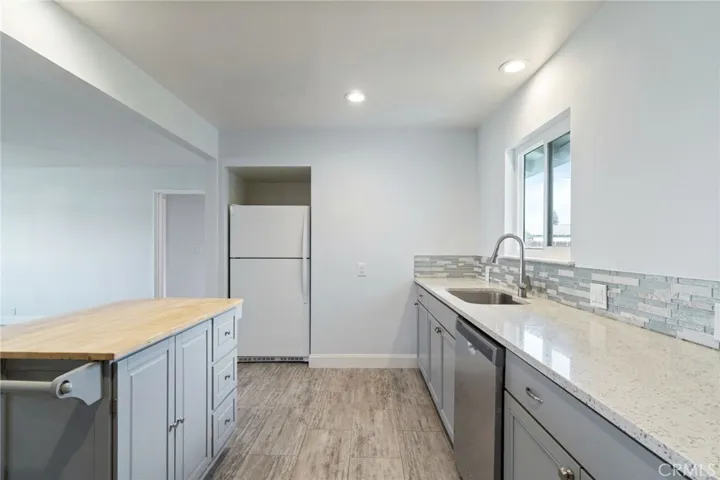 521 Fairview Avenue, Madera, California 93637