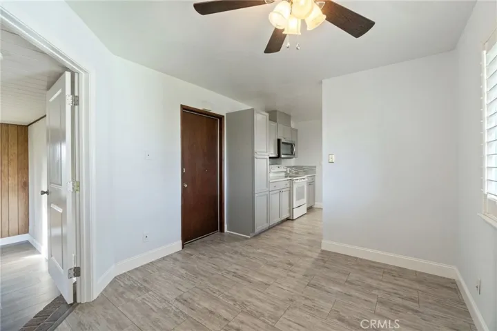 521 Fairview Avenue, Madera, California 93637