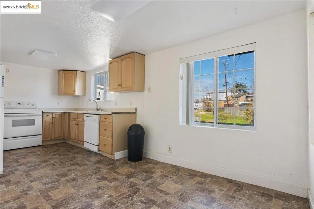 4224 Windsweep Rd, Bethel Island, California 94511 home-pic-4