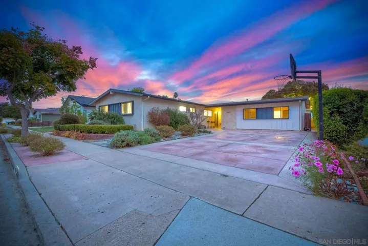 4961 Mount Antero, San Diego, California 92111