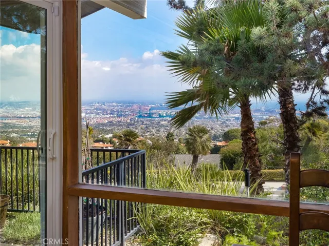 29897 Knoll View Drive, Rancho Palos Verdes, California 90275
