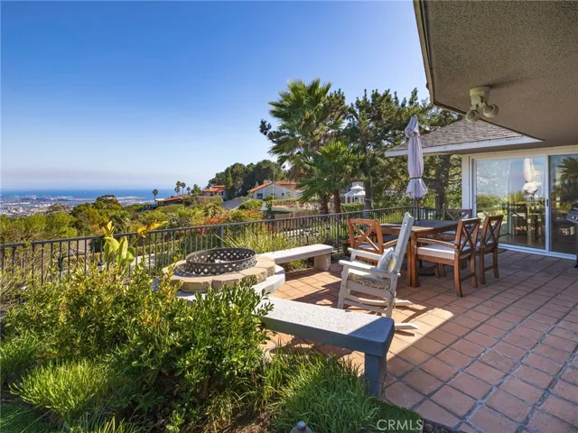29897 Knoll View Drive, Rancho Palos Verdes, California 90275