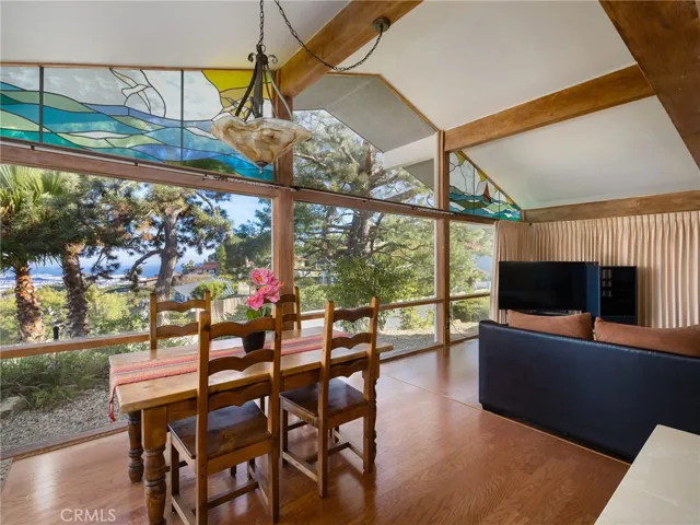 29897 Knoll View Drive, Rancho Palos Verdes, California 90275