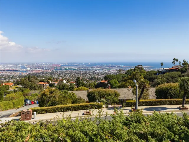 29897 Knoll View Drive, Rancho Palos Verdes, California 90275