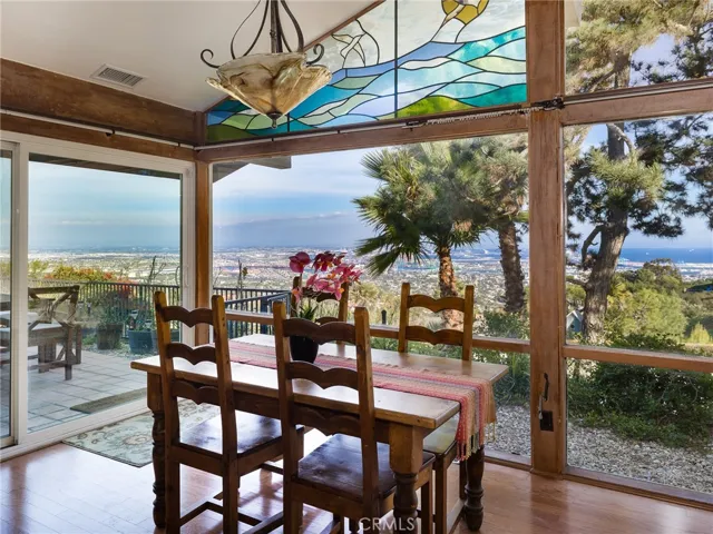29897 Knoll View Drive, Rancho Palos Verdes, California 90275