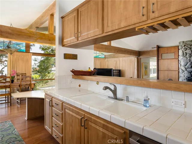 29897 Knoll View Drive, Rancho Palos Verdes, California 90275