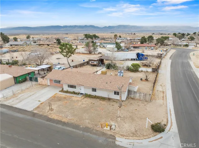 17104 Queensglen Avenue, Palmdale, California 93591