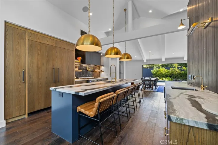 1701 Starlight Circle, Newport Beach, California 92660