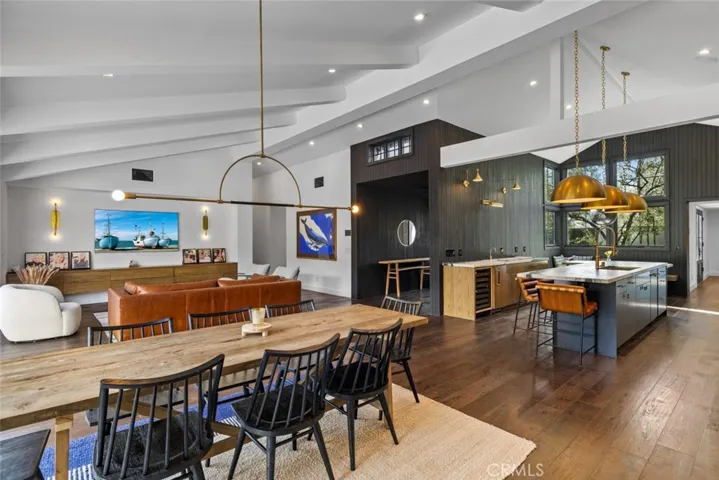1701 Starlight Circle, Newport Beach, California 92660