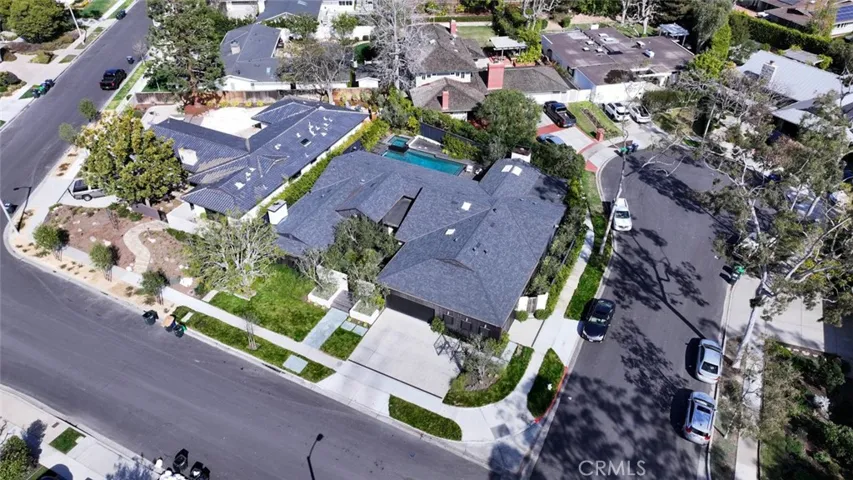 1701 Starlight Circle, Newport Beach, California 92660