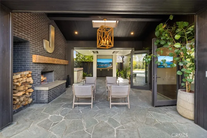 1701 Starlight Circle, Newport Beach, California 92660