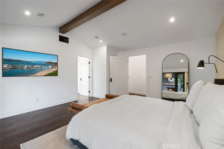 1701 Starlight Circle, Newport Beach, California 92660
