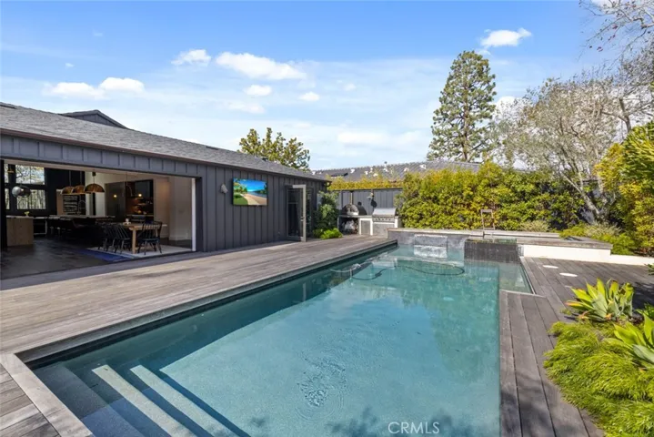 1701 Starlight Circle, Newport Beach, California 92660
