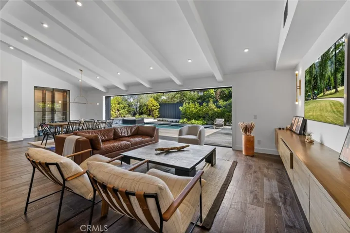 1701 Starlight Circle, Newport Beach, California 92660