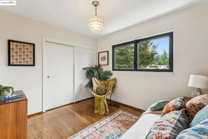 6 Ascot Lane, Oakland, California 94611