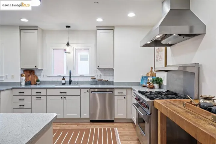 1552 Sonoma Ave, Albany, California 94706