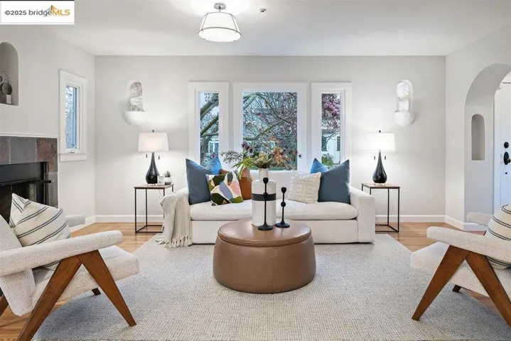 1552 Sonoma Ave, Albany, California 94706