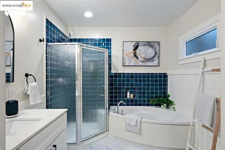 1552 Sonoma Ave, Albany, California 94706