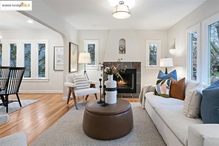 1552 Sonoma Ave, Albany, California 94706