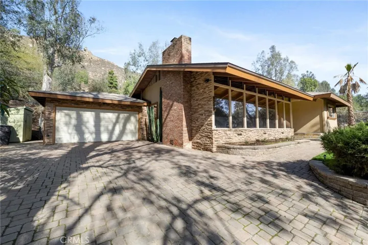 4249 Miramonte Place, Riverside, California 92501