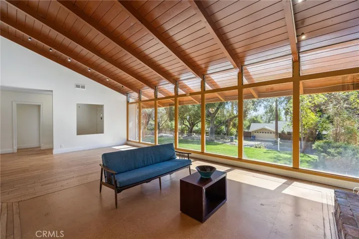 4249 Miramonte Place, Riverside, California 92501