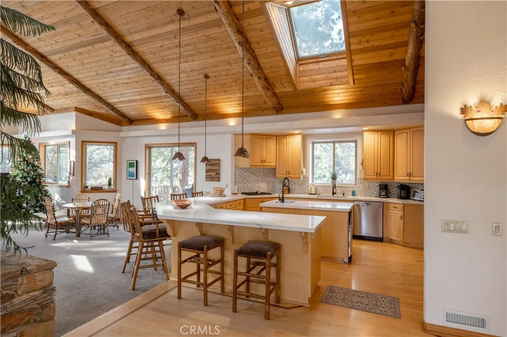 42848 Eagle Flight Place, Big Bear Lake, California 92315 home-pic-12