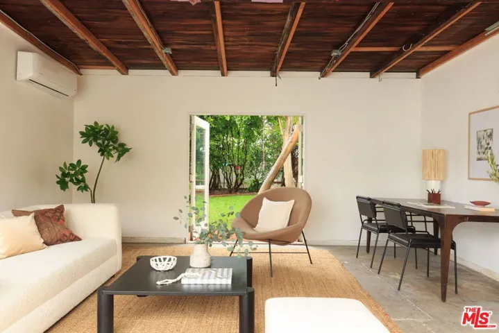 2427 31st Street, Santa Monica, California 90405