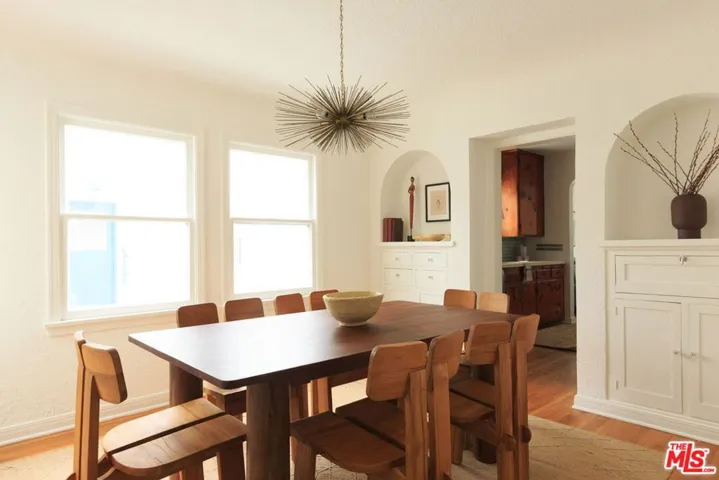 2427 31st Street, Santa Monica, California 90405