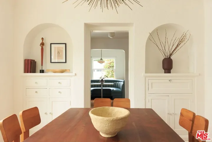 2427 31st Street, Santa Monica, California 90405