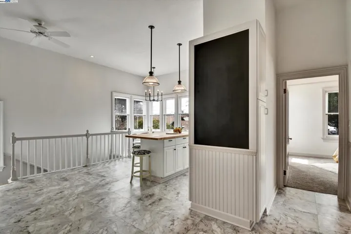 3268 Central Avenue, Alameda, California 94501-3109