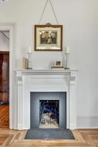 3268 Central Avenue, Alameda, California 94501-3109