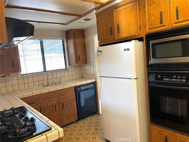 17503 Belshire Avenue, Artesia, California 90701