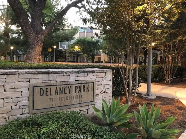 535 Rockefeller, Irvine, California 92612