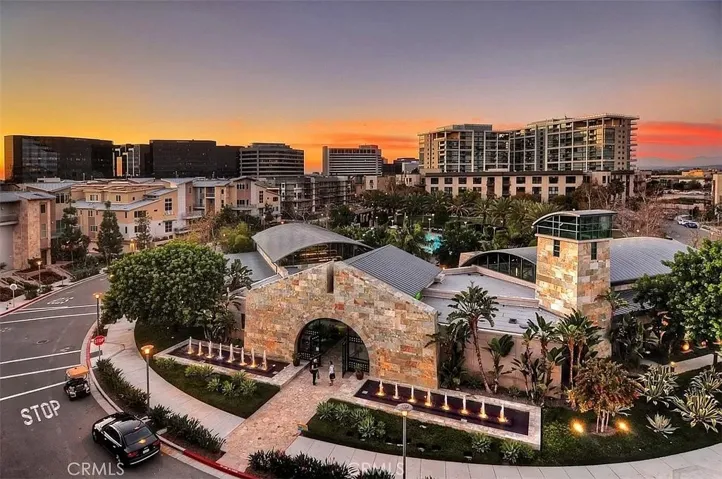 535 Rockefeller, Irvine, California 92612