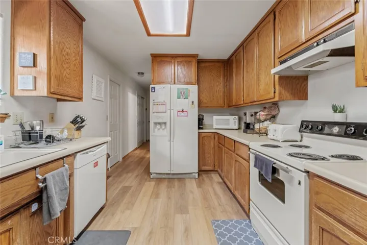 855 Pool Street, Lakeport, California 95453