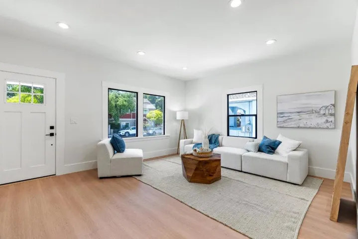 612 Seabright Avenue, Santa Cruz, California 95062