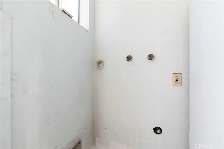 4214 Avalon Boulevard, Los Angeles, California 90011
