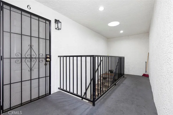 4214 Avalon Boulevard, Los Angeles, California 90011