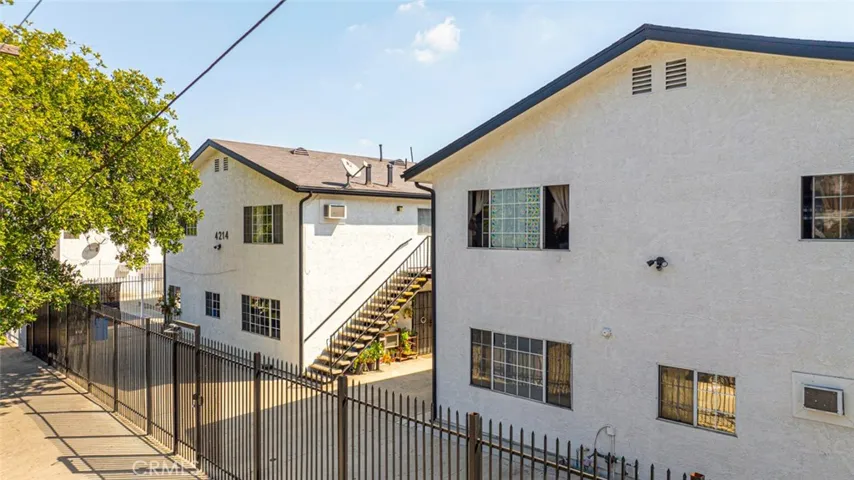 4214 Avalon Boulevard, Los Angeles, California 90011