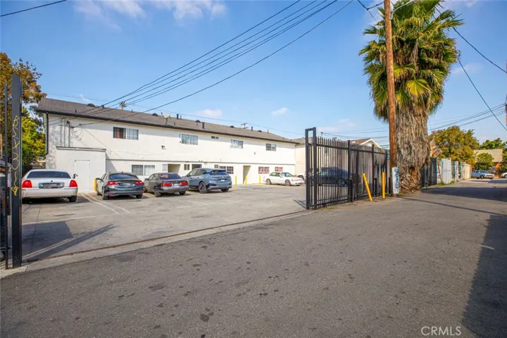 4214 Avalon Boulevard, Los Angeles, California 90011