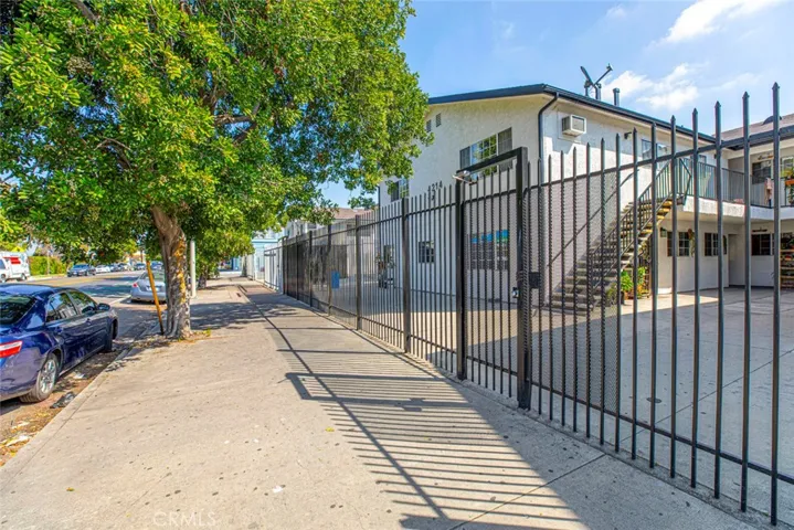 4214 Avalon Boulevard, Los Angeles, California 90011