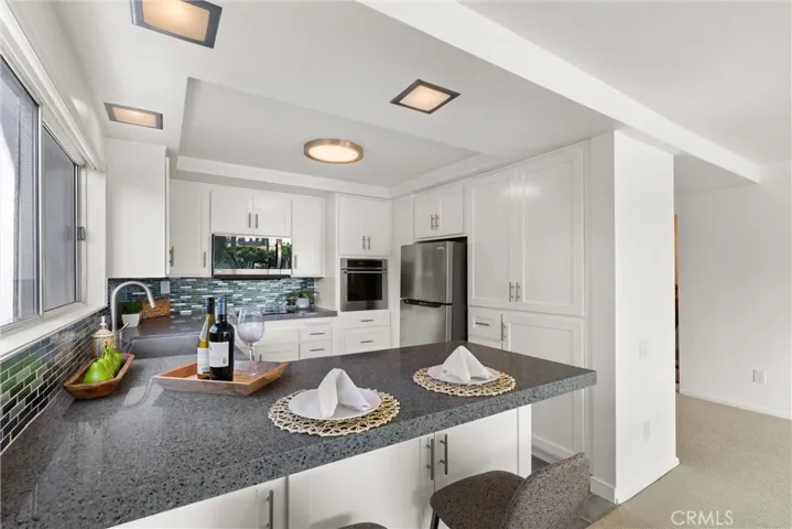32724 Coastsite Drive 206, Rancho Palos Verdes, California 90275