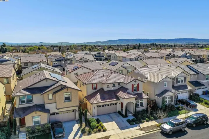 302 Bear Creek Dr, Brentwood, California 94513