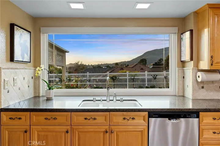 1897 Via Arroyo, La Verne, California 91750