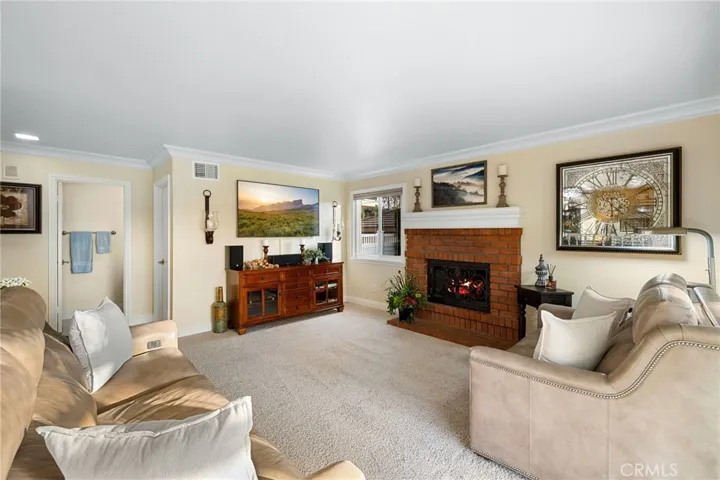 1897 Via Arroyo, La Verne, California 91750