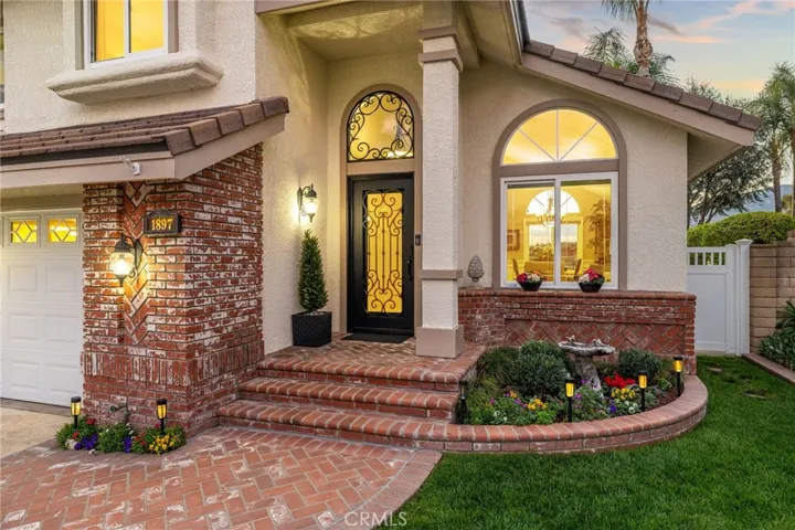 1897 Via Arroyo, La Verne, California 91750